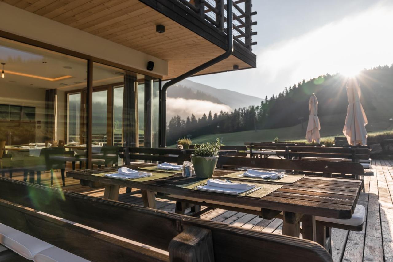 Joas Natur.Hotel.B&B San Candido Exterior photo