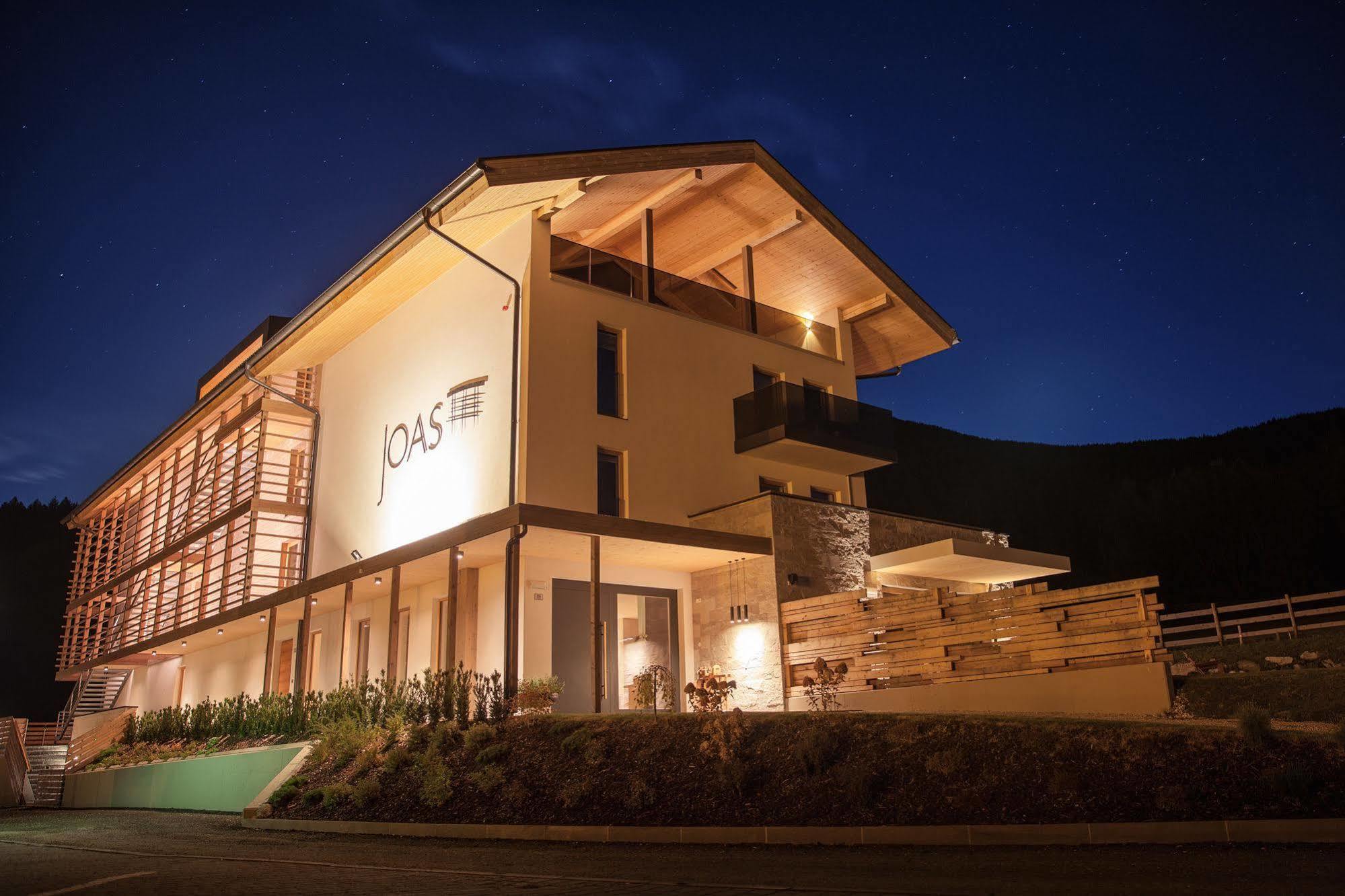 Joas Natur.Hotel.B&B San Candido Exterior photo